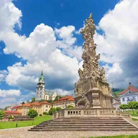 Semesterbostad Pod Lesom